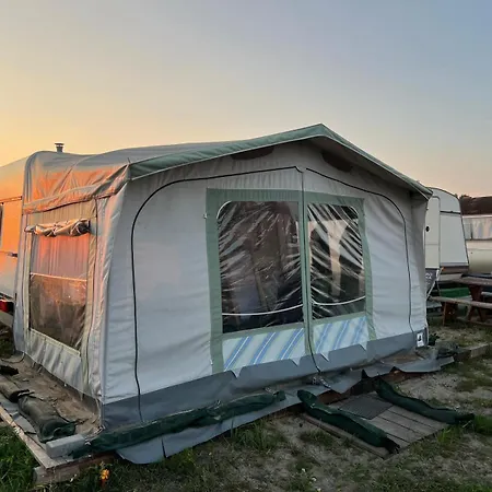 Przyczepa Retro Justarniacamp